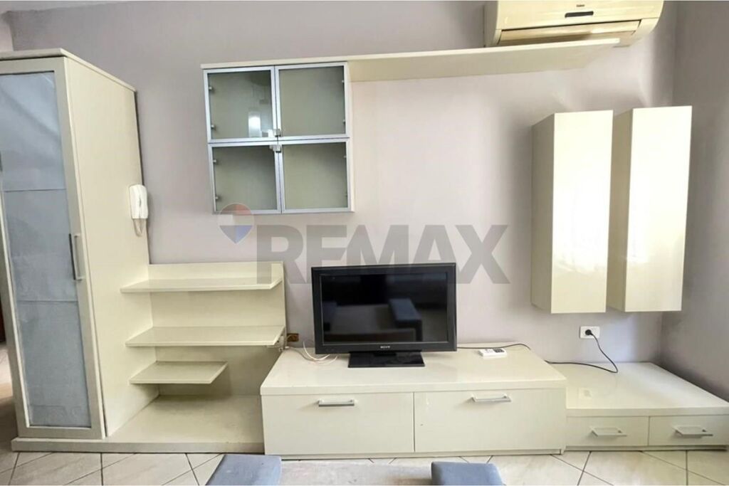 Apartment 1+1 for Rent on Kavaja Street