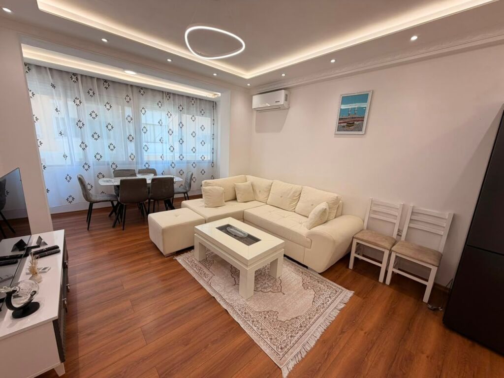 🏡 Apartment 1+1 for Rent at the Beach, Iliria – Near Bar Manjanit