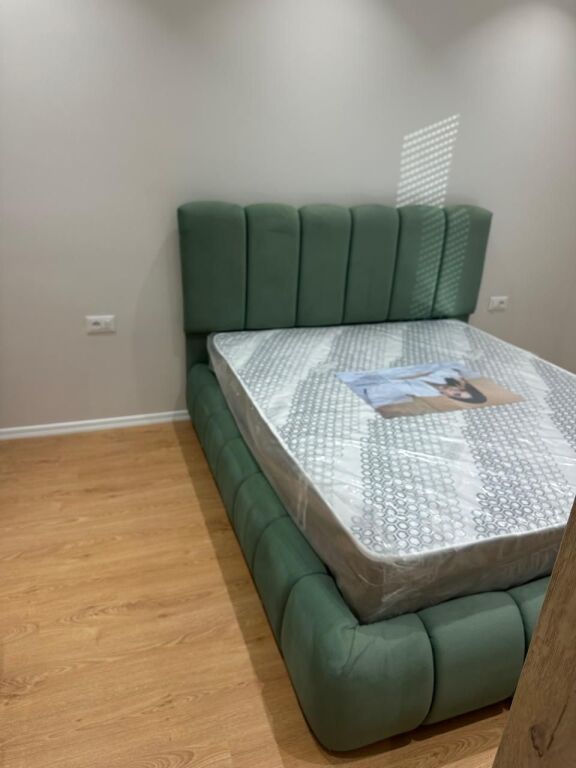 Jepet me qira 2+1+2+verande Don Bosko pas Vizion Plus 800€