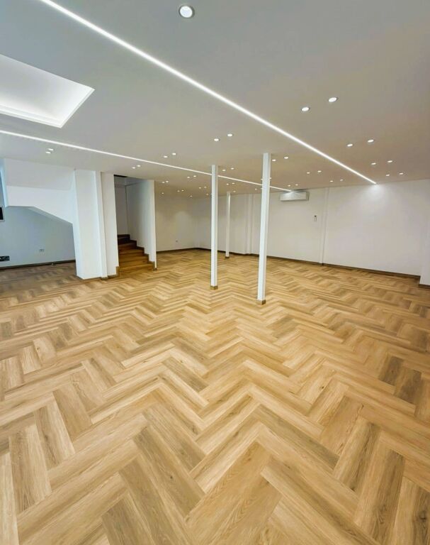 📣 ESCLUSIVO 📣  🔥Unità Commerciale Duplex in Affitto al Complesso Delijorgji