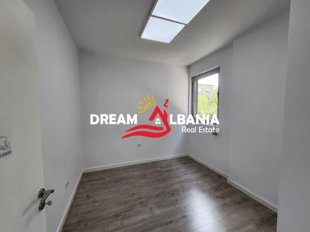 Office for Rent near Dinamo Stadium, Shushica – Tirana (42611556)