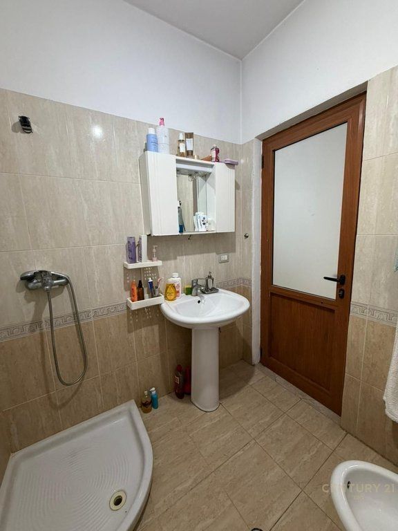Apartament 1+1 me qera