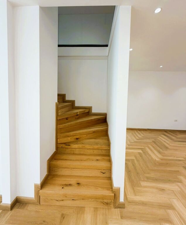 📣 ESCLUSIVO 📣  🔥Unità Commerciale Duplex in Affitto al Complesso Delijorgji