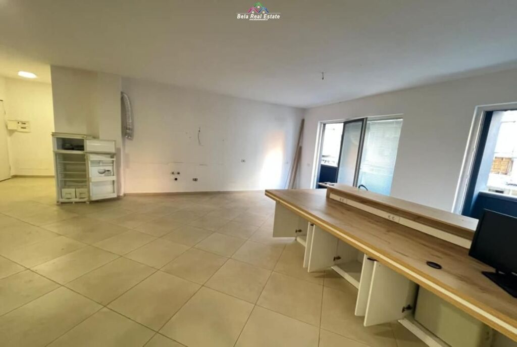Zyre Me Qera 1+1 Te Mine Peza (ID BZ2986) Tirane