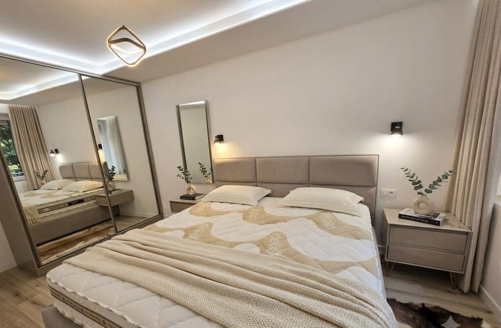 Shitet apartament luksoz 2+1 te Brryli