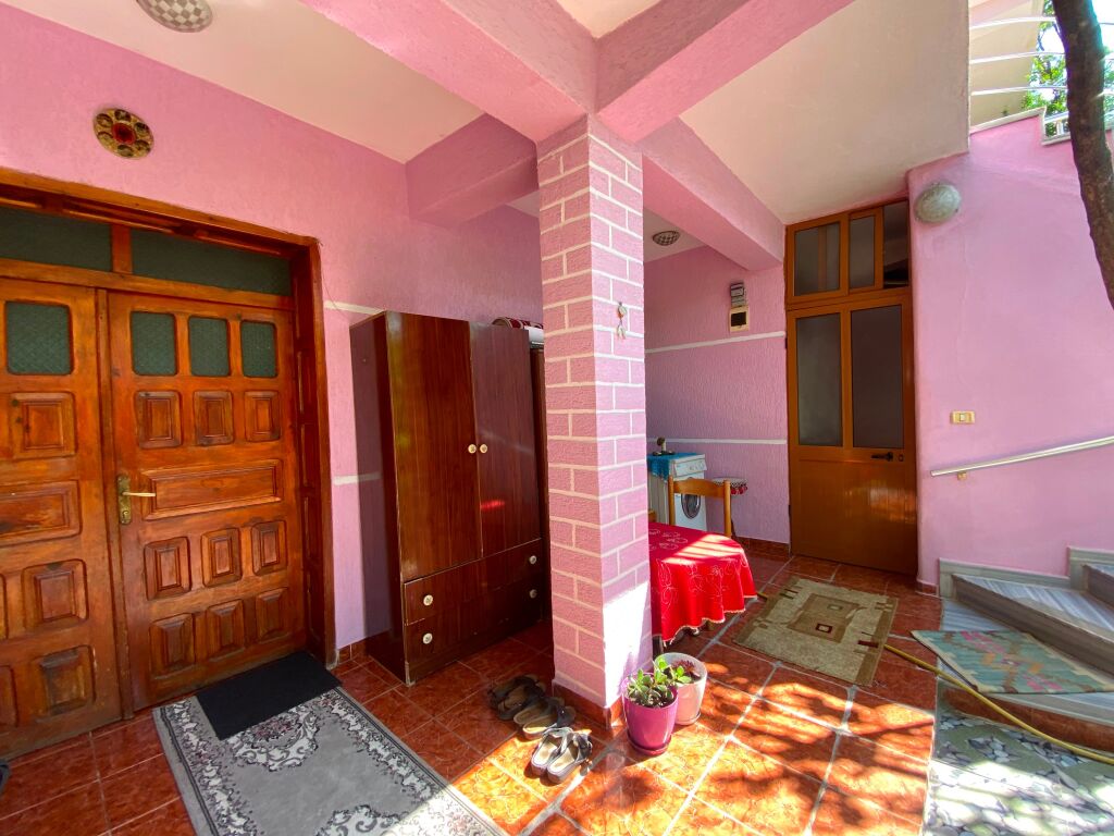 Villa 2-Storey for Sale in Kombinat