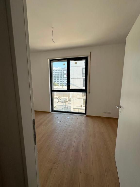 Shitet, Apartament 2+1+2+Post Parkimi,Ish Dogana,Tirane