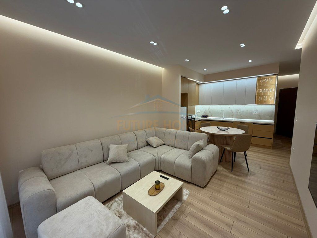 Qera, Apartament 2+1+2,Kompleksi Vizion Plus, Don Bosko , Tiranë. 900 €