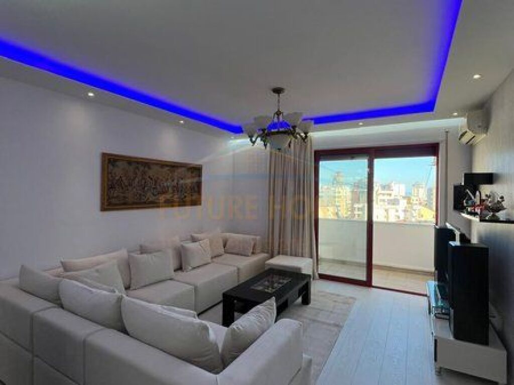 Rent, Apartment 2+1+2 + Garage, Court, Durres