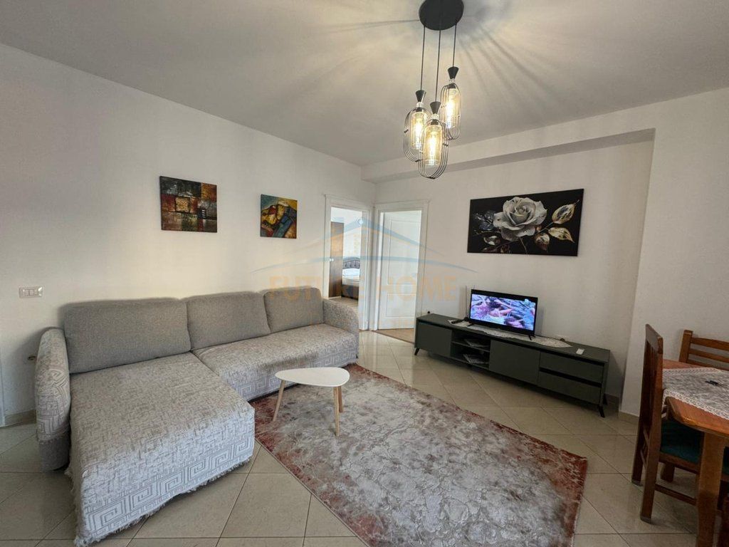 Qera, Apartament 2+1,Rruga Haxhi Dalliu, Tirane. 800 €