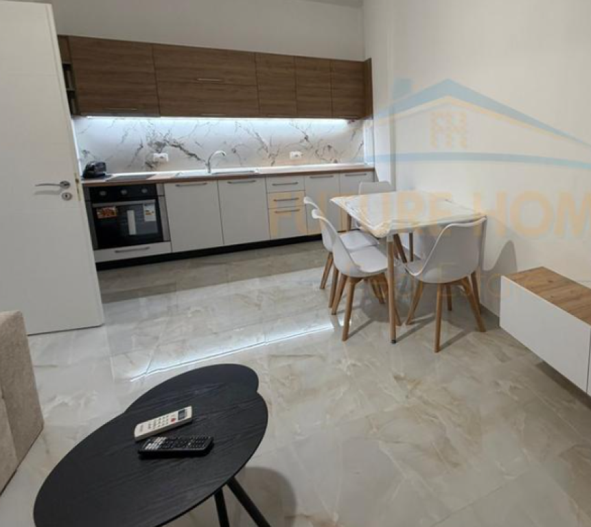 Qera, Apartament 1+1+Post Parkimi, Unaza e Re. UNA61893