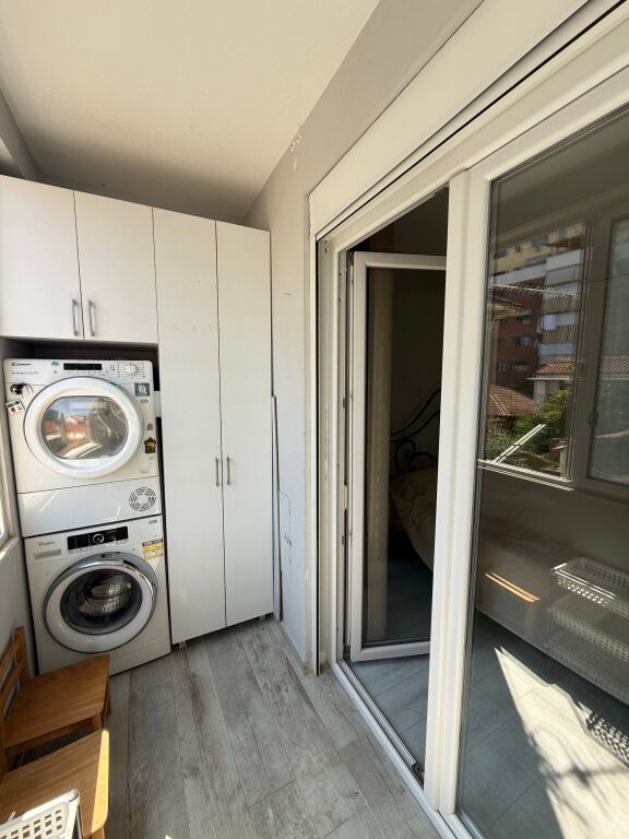 Prane Pazarit Te Ri, Shitet Apartament 1+1 I Sapo Investuar!