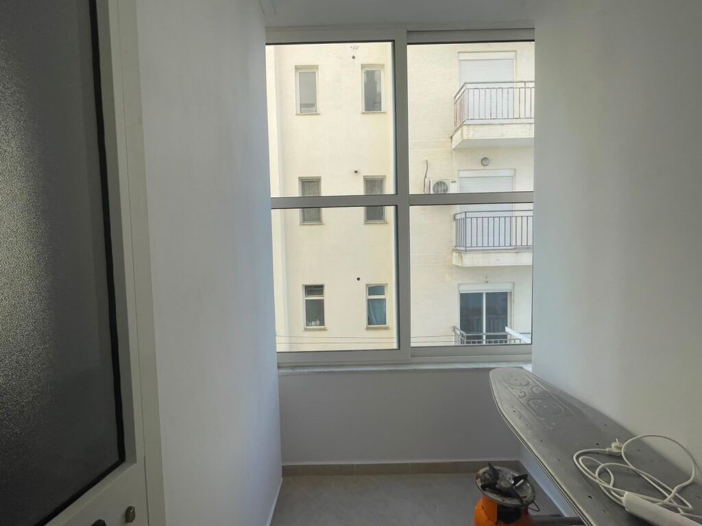 Studio apartment for rent in Shkëmbin e Kavajës