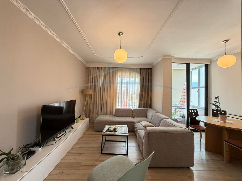 Qera, Apartament 2+1, Rruga e Kosovarëve 1,500 €