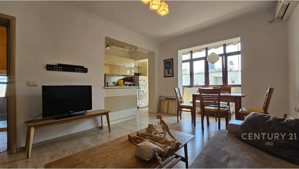 APARTAMENT 1+1 PER SHITJE NE MYSLYM SHYR