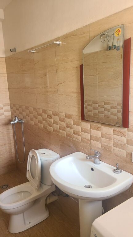 Rent | Shtëpi private 1 + 1 | Rruga Mihal Grameno | 260 €/month