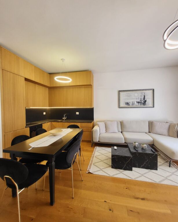 APARTAMENT ME QIRA 2+1+2 SECRET GARDEN TEG