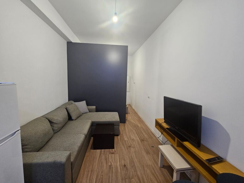 Garsionere per qera ne Ali Dem!!!
