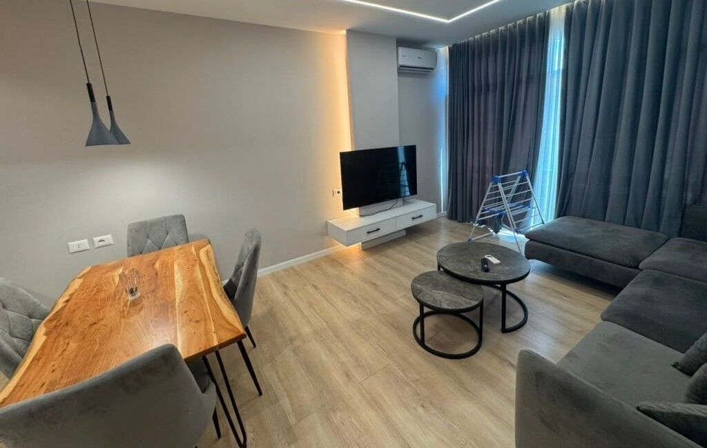 Luxury apartment for rent in Yzberisht.