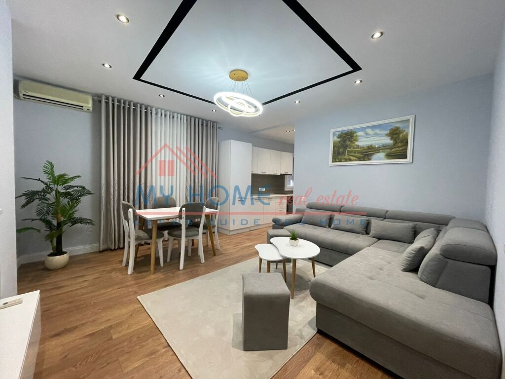 Apartamente  Apartament modern 2+1 per qira ne zonen e 21 Dhjetorit