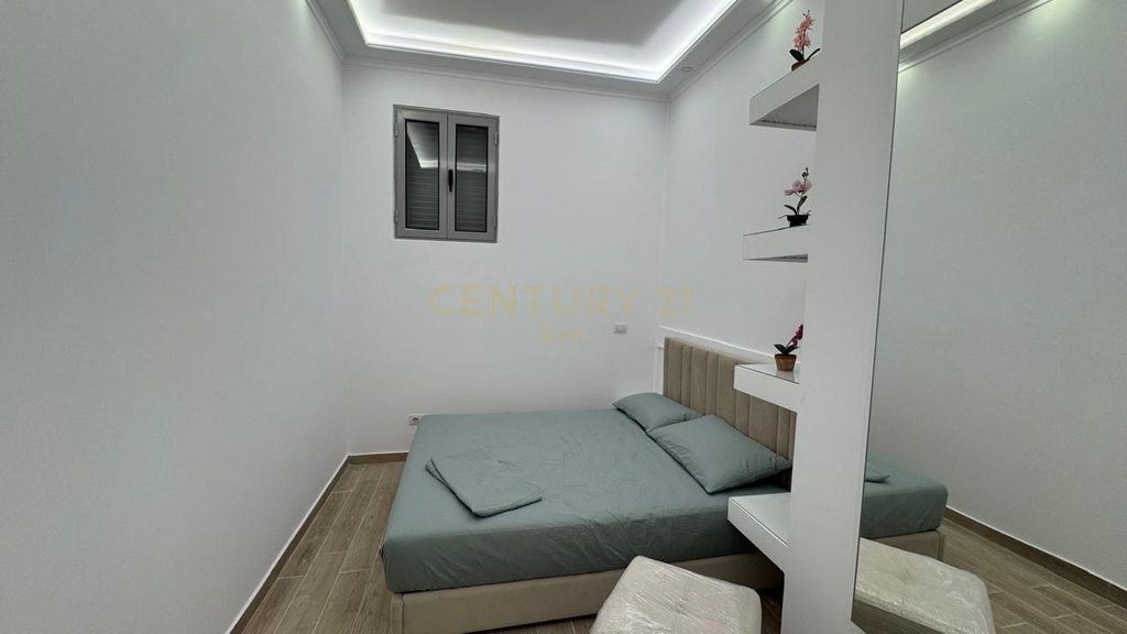 DUPLEX KATI 0, PAMJE DETI NE SHKEMBIN E KAVAJES !
