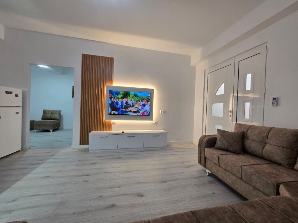 2+1/Qera📍Sauk 📌45 000 lek