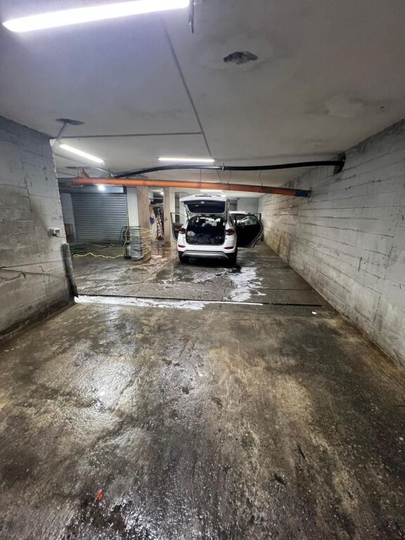 AFFITTASI LAVAGGIO AUTO 500M2 VIA KOSOVAREVE