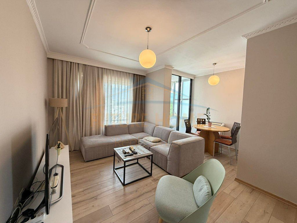 Qera, Apartament 2+1, Rruga e Kosovarëve 1,500 €