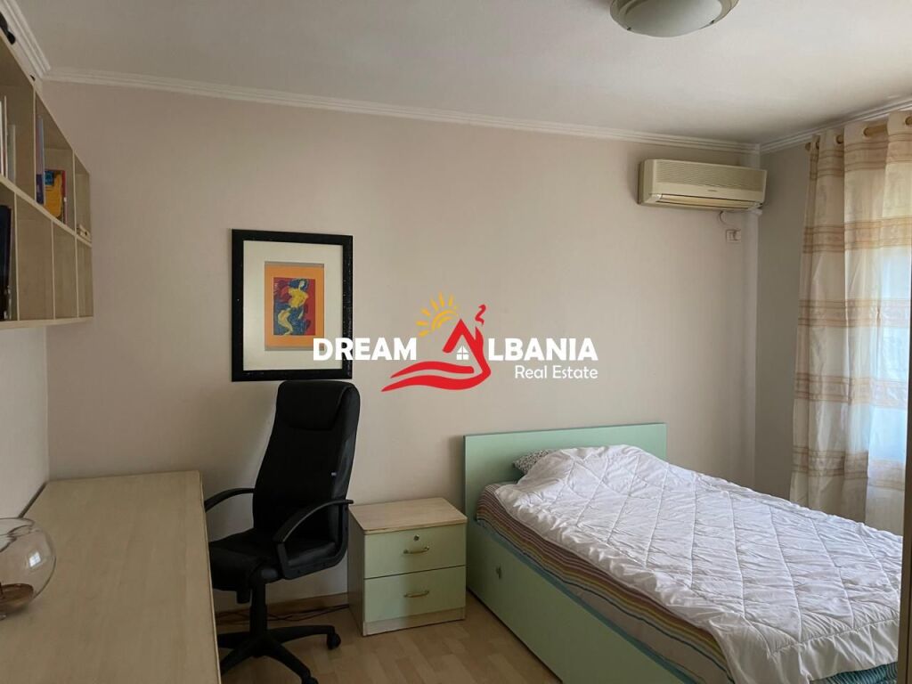 JEPET ME QERA APARTAMENT 2+1 ne MYSLYM SHYR, Tirane (ID 4229505 )f