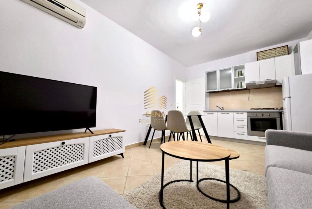 Affitto, Appartamento 1+1+balcone, Ex Esposizione, 650 Euro/Mese