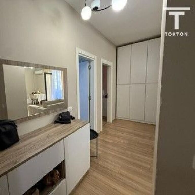 SHITET, APARTAMENT 1+1, PAZARI I RI, TIRANË