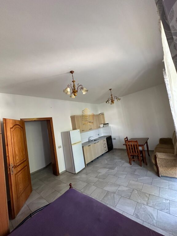 Qira, Garsoniere, Siri Kodra, 28.000 Leke/muaj