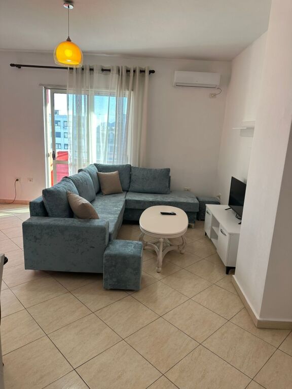 Appartamento 3+1 in affitto ad Astir!