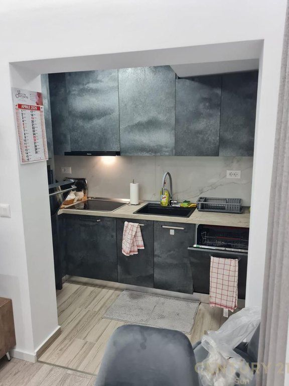 FOR RENT 2+1 NEAR "RESTAURANT DURRESI" SUN142483