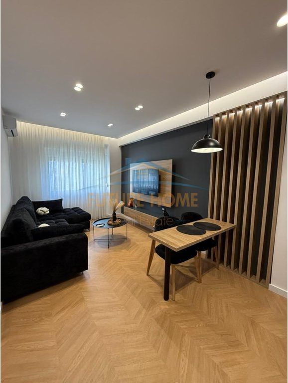 Shitet, Apartament 1+1, Kopshti Zoologjik, Tiranë. PRI70132