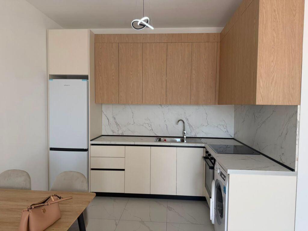 QERA APARTAMENT 1+1 MOBILUAR , ISH SHESHI SHQIPONJA