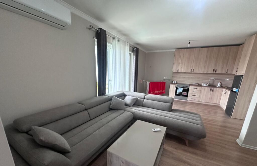 Rent | Apartament 2 + 1 | Liqeni i Thatë | 700 €/month