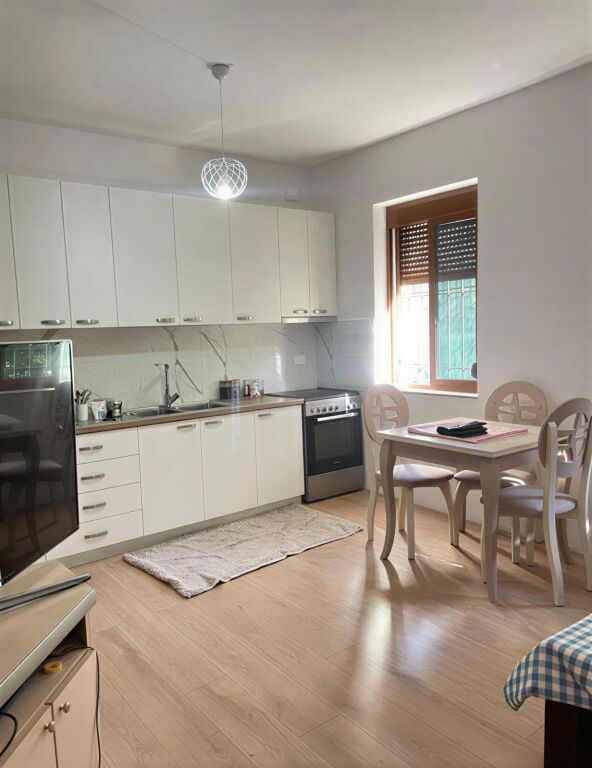 Apartament 2+1 me qira – Selitë e Vogël, pranë Xhamisë !