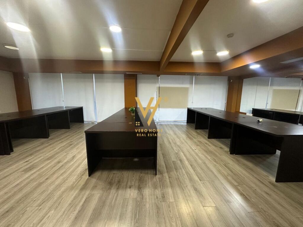 JEPET ZYRE 200 M2 ME QIRA TE SHESHI WILLSON 300.000 LEKE