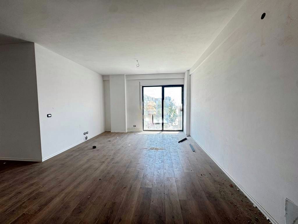 Shitet Apartament 2+1 tek Rezidenca “Liv” –Ish Fusha e Aviacionit 214,074 €