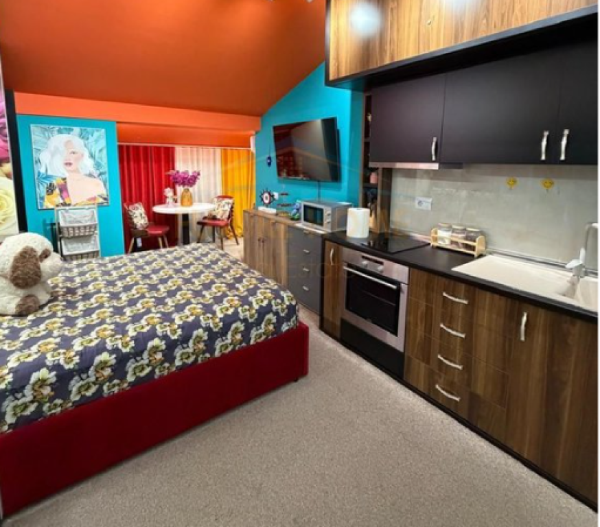 JAP ME Qera, Garsoniere, Tirane . UNA70208