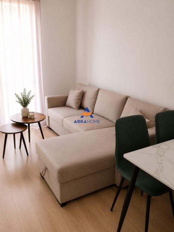 JEPET ME QERA APARTAMENT 1+1+BALLKON "UNIVERS CITY,QTU" 40.000 LEKE