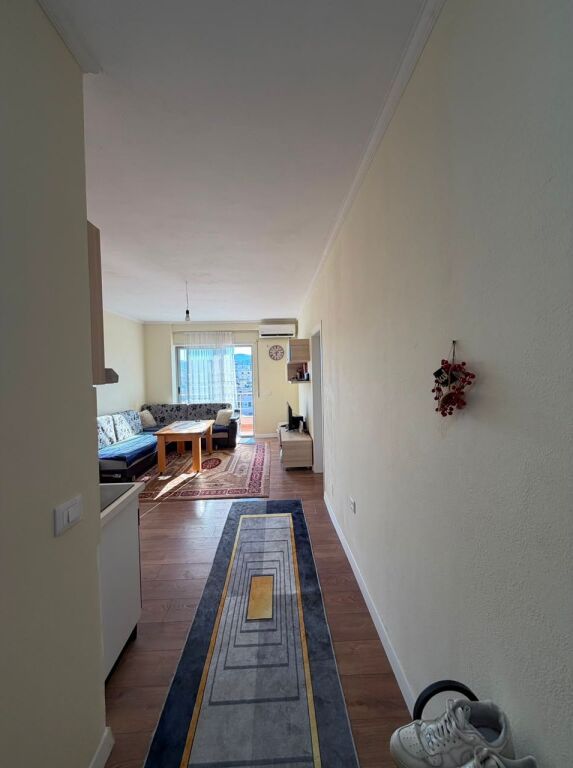 🏠 Jepet me qira apartament 1+1