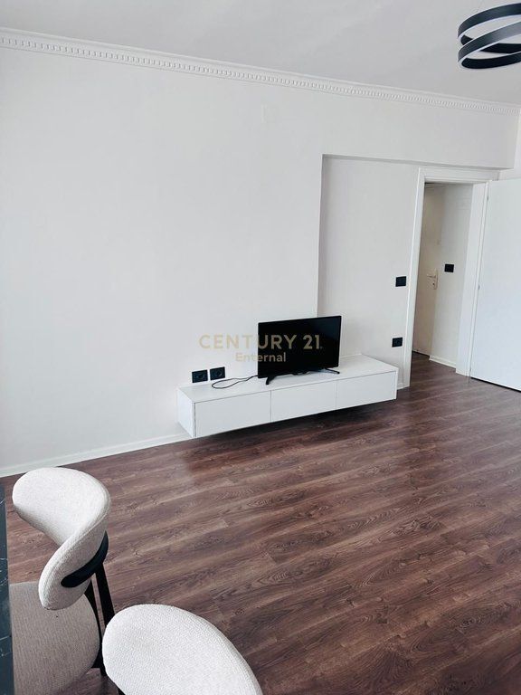 Apartament 1+1 Me Qira te Rruga Durresit 600 € /Muaj