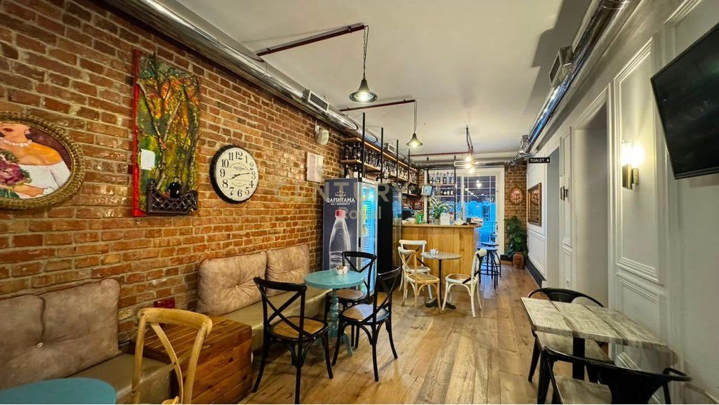BAR-CAFFÈ IN AFFITTO VICINO A MYSLYM SHYRI