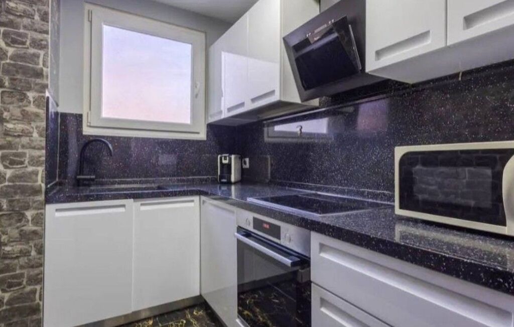 Appartamento 2+1 in Affitto 1000€ / Mese