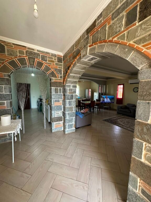 🏡✨ SHITET VILË 2-KATËSHE PRANË UNIVERS CITY – MUNDËSI E RRALLË INVESTIMI! ✨🏡