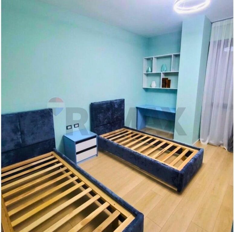 Apartment 2+1+2 +Parking Space Dry Lake