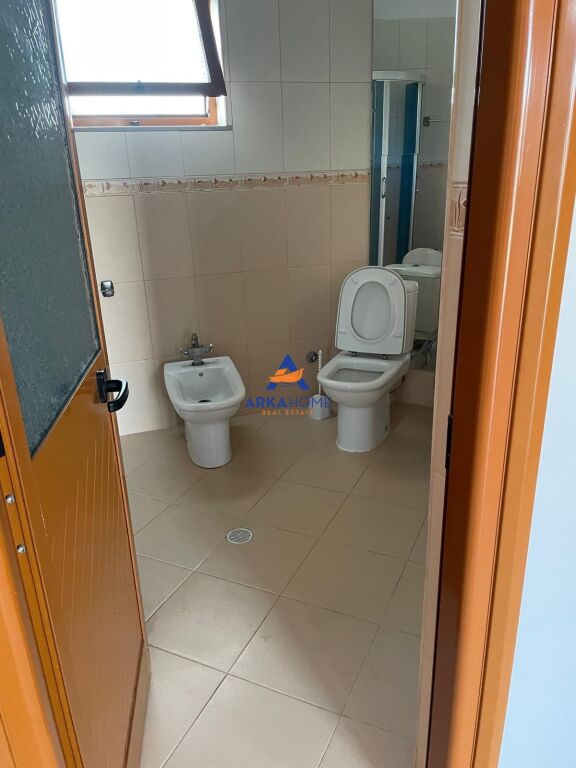 JEPET APARTMENT ME QERA 2+1+VERAND "QTU" 35.000 LEKE