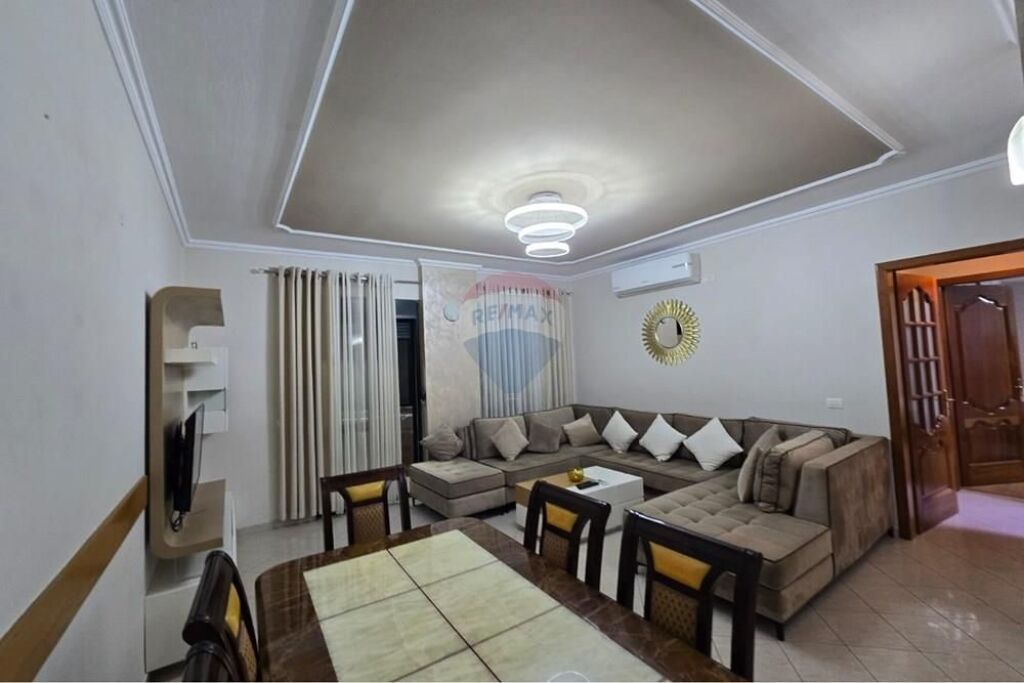 Appartamento - In Affitto - Via Kavaja, Tirana